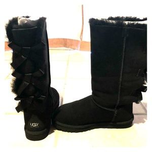 UGG Black Bailey bow tall